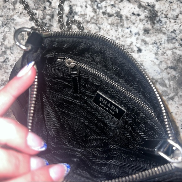 VINTAGE PRADA Tessuto Light Mini Crossbody - Picture 15 of 15